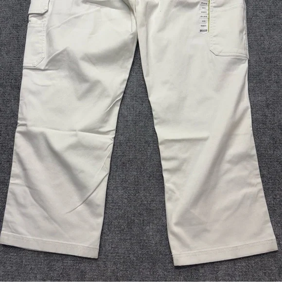 NWT Duluth Trading Pants Mens 40x30 White Everyday Carpenter Flex Relaxed Fit